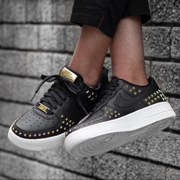 nike studded air force 1 black